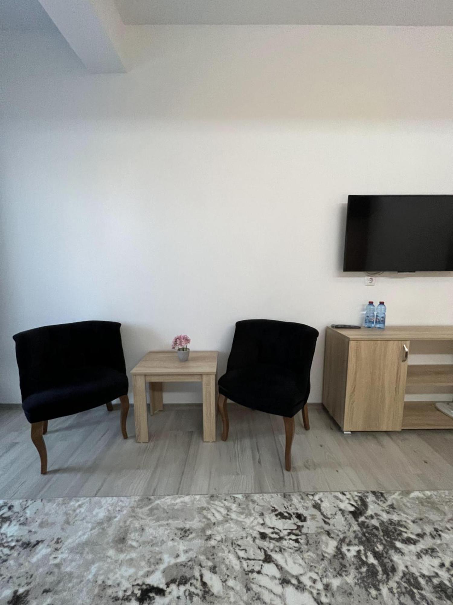 Hotel Focus Прилеп Экстерьер фото