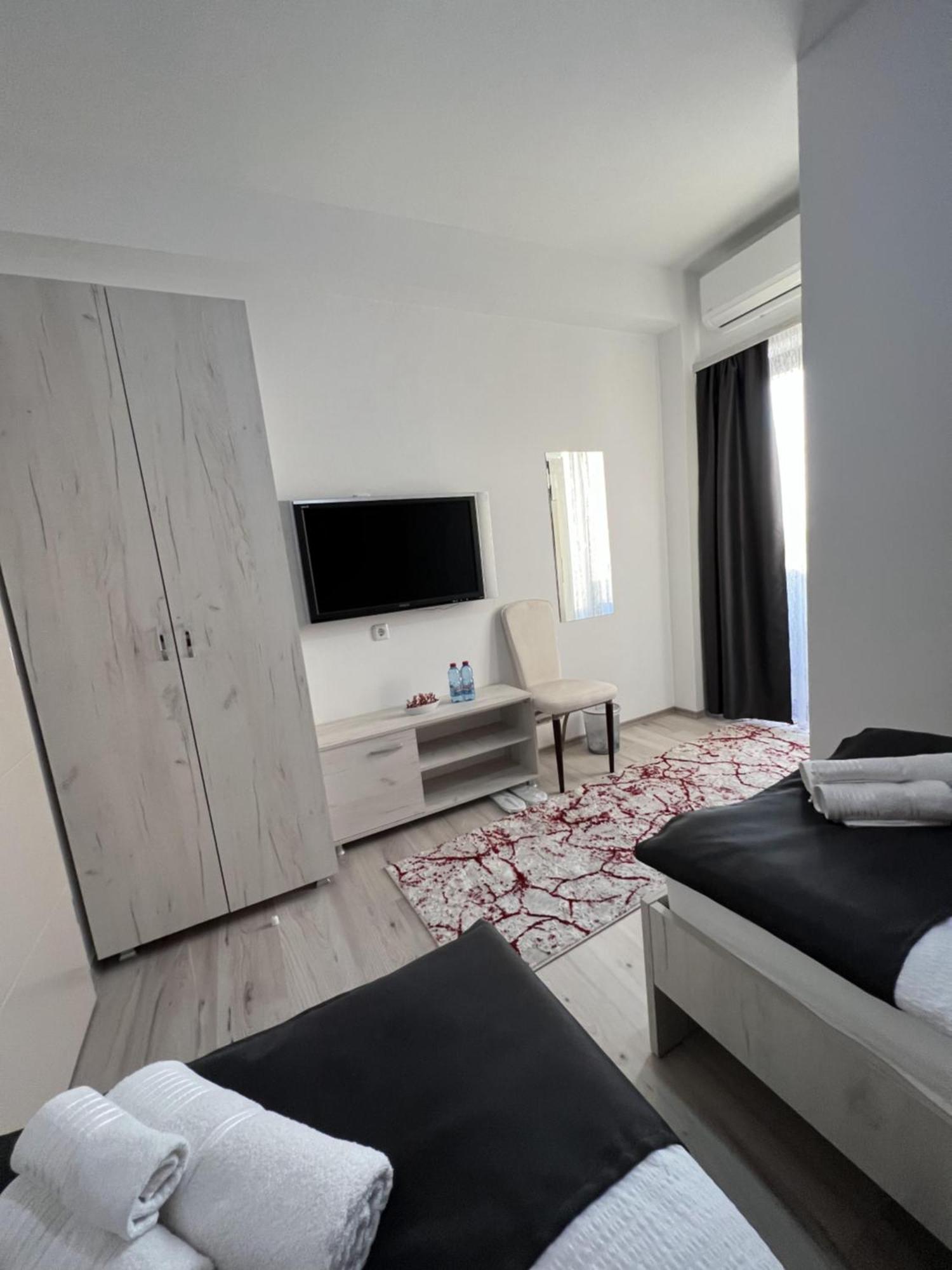 Hotel Focus Прилеп Экстерьер фото